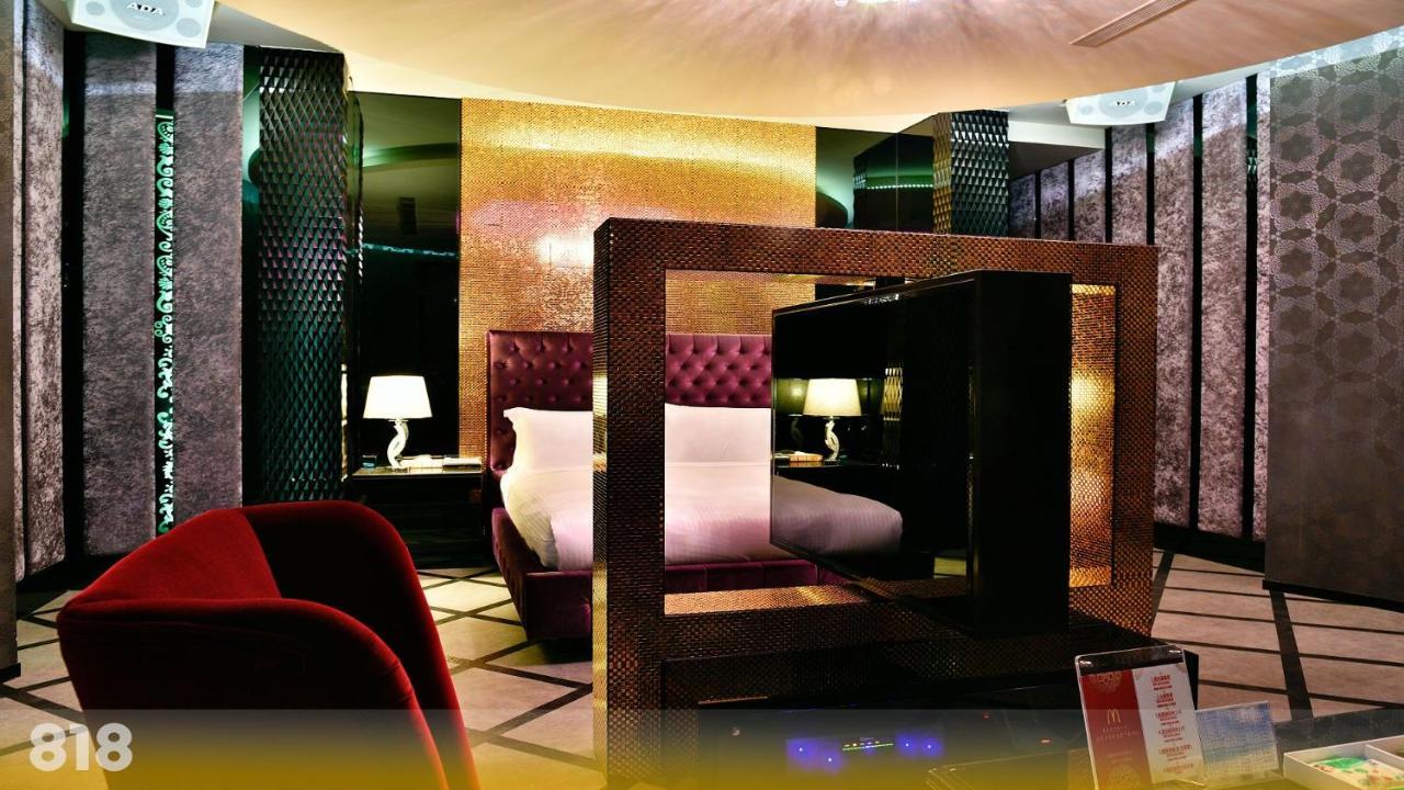Wehome Motel Tainan Bagian luar foto