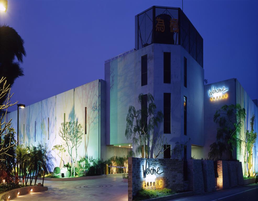 Wehome Motel Tainan Bagian luar foto